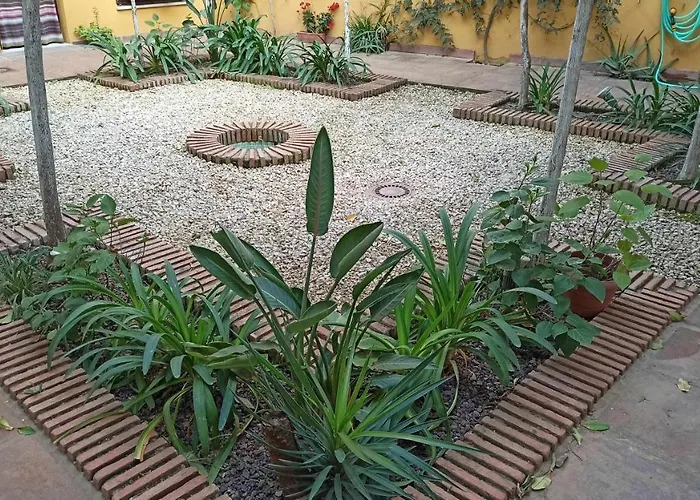 La Pequena Escalera Mezquita Catedral * Córdoba